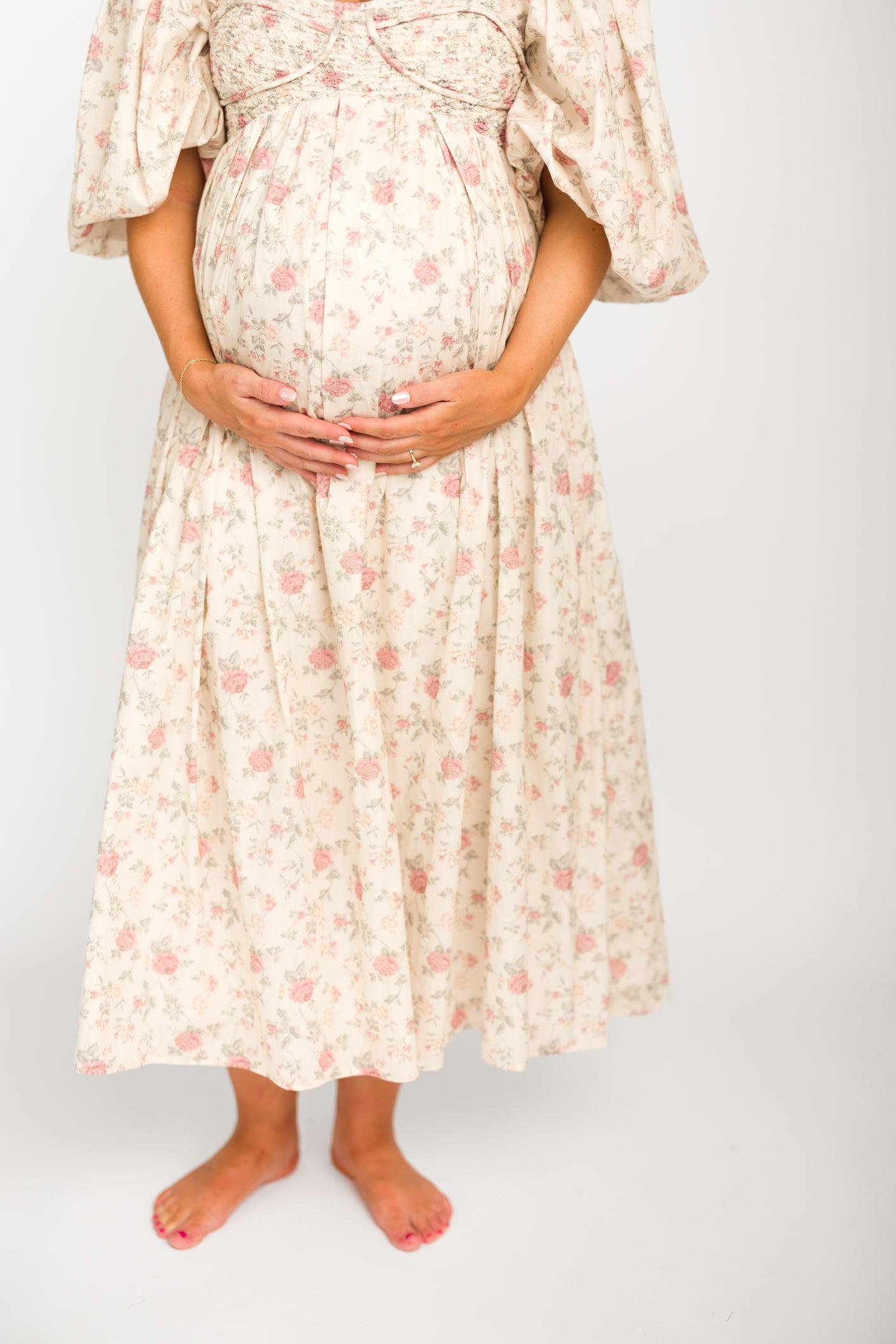 Harlow Maxi Dress in Off-White Floral - Bump Friendly & Inclusive Sizing (S-3XL) *Final-Sale*