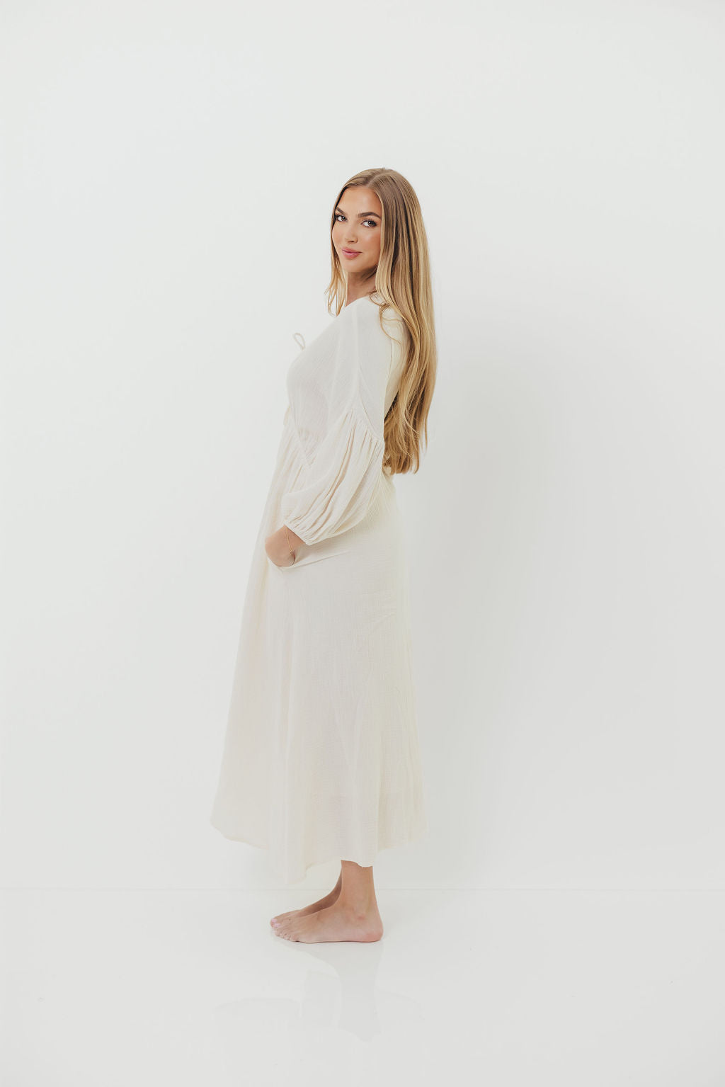 Hunter 100% Cotton Gauze Midi Dress in Soy - Bump Friendly