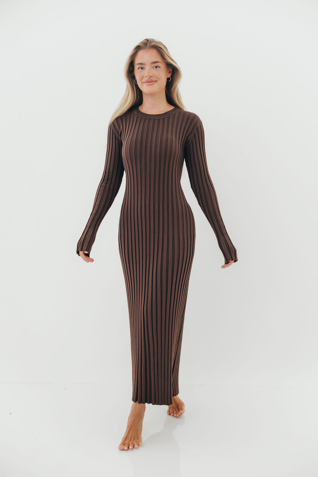 Colette Premium Long Sleeved Ribbed Knit Maxi Dress in Brown - Bump Friendly