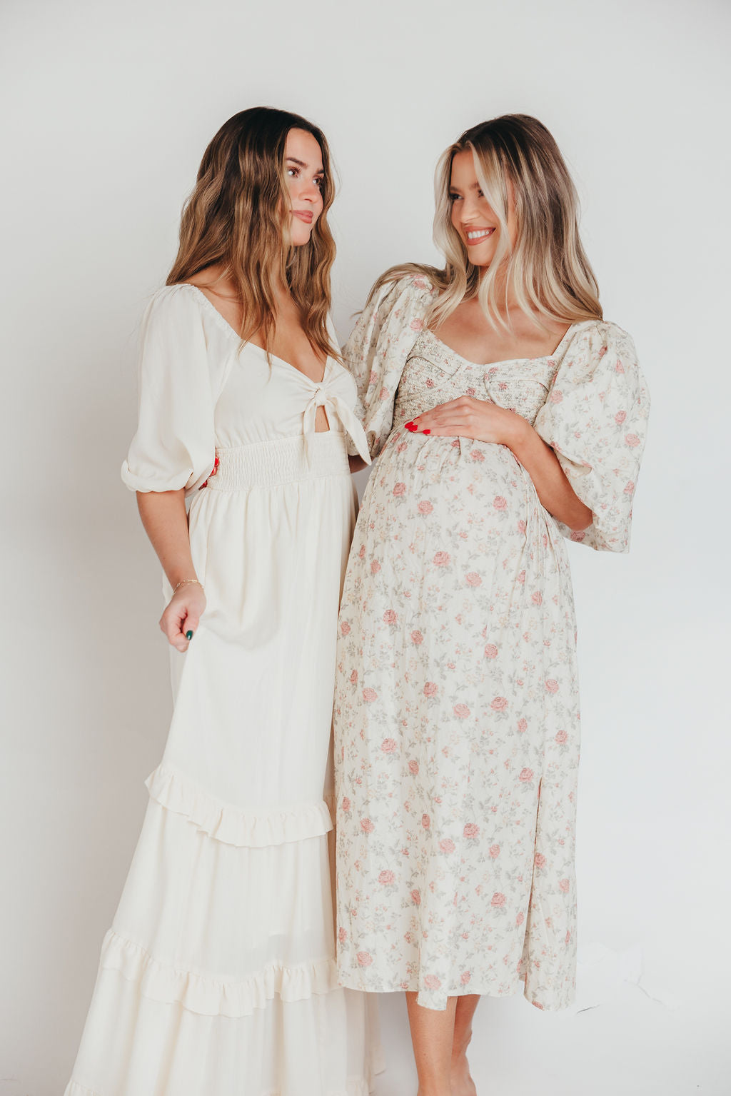 Harlow Maxi Dress in Off-White Floral - Bump Friendly & Inclusive Sizing (S-3XL) *Final-Sale*