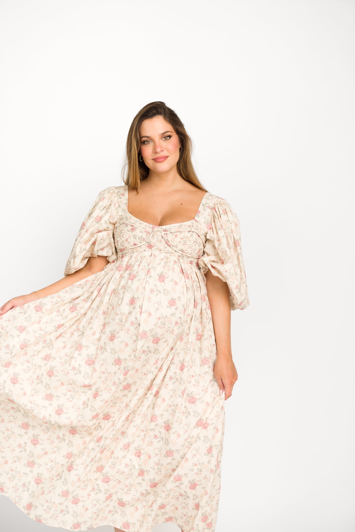 Harlow Maxi Dress in Off-White Floral - Bump Friendly & Inclusive Sizing (S-3XL) *Final-Sale*