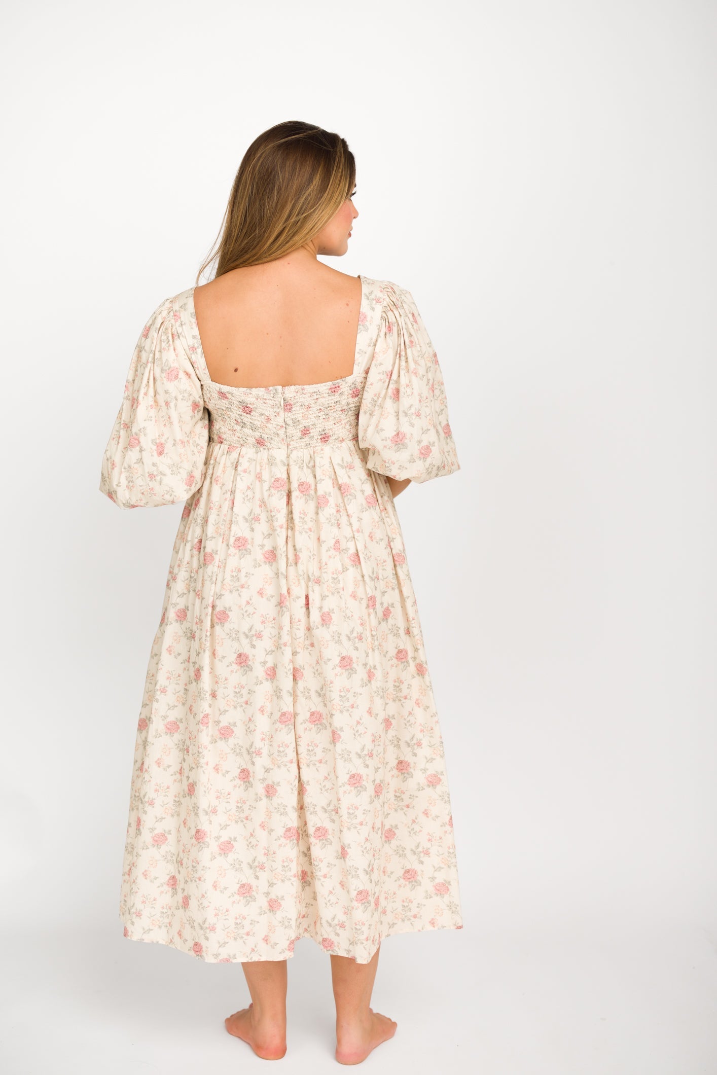 Harlow Maxi Dress in Off-White Floral - Bump Friendly & Inclusive Sizing (S-3XL) *Final-Sale*