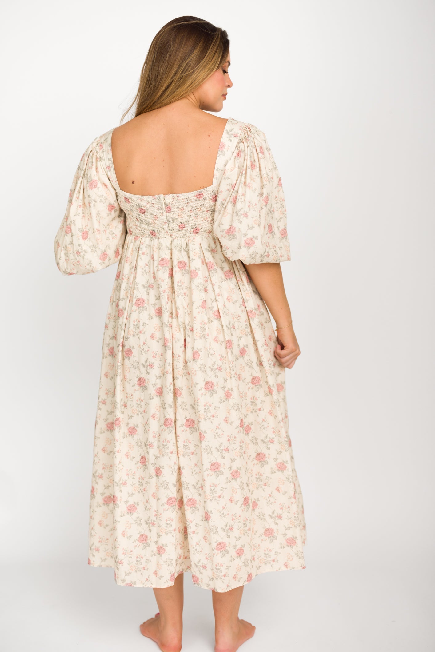 Harlow Maxi Dress in Off-White Floral - Bump Friendly & Inclusive Sizing (S-3XL) *Final-Sale*