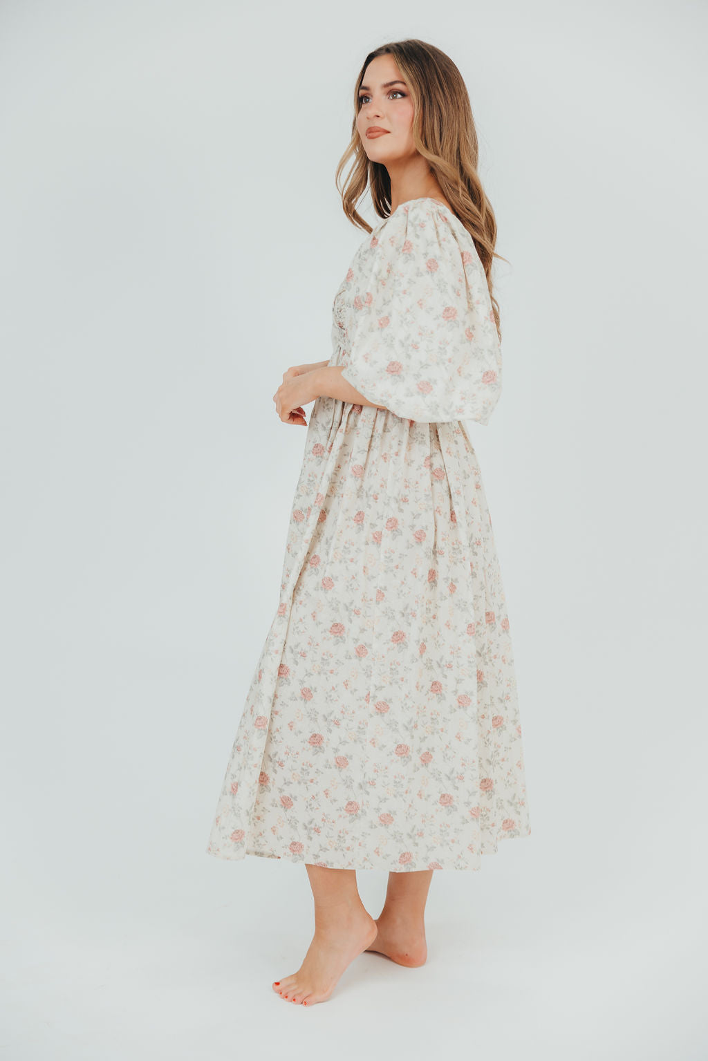 Harlow Maxi Dress in Off-White Floral - Bump Friendly & Inclusive Sizing (S-3XL) *Final-Sale*