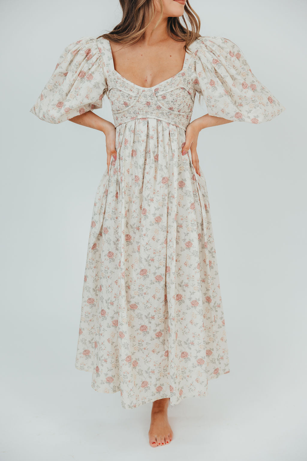 Harlow Maxi Dress in Off-White Floral - Bump Friendly & Inclusive Sizing (S-3XL) *Final-Sale*