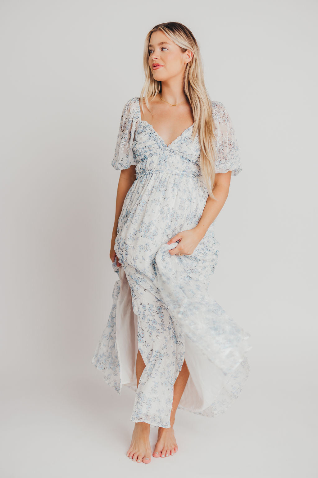 Daphne High Slit Eyelet Detail Maxi Dress in Blue and White Floral - Inclusive Sizing